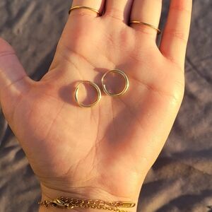 SOLID 14k Gold Hoop Earings